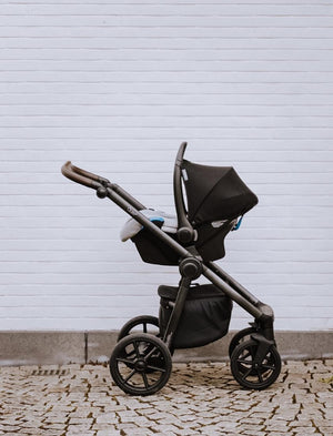 FORSALA - Bílstólafestingar fyrir Air