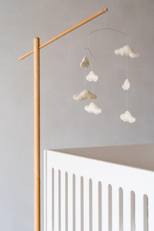 FORSALA - Viðarstandur - Wooden Stand- Mobile